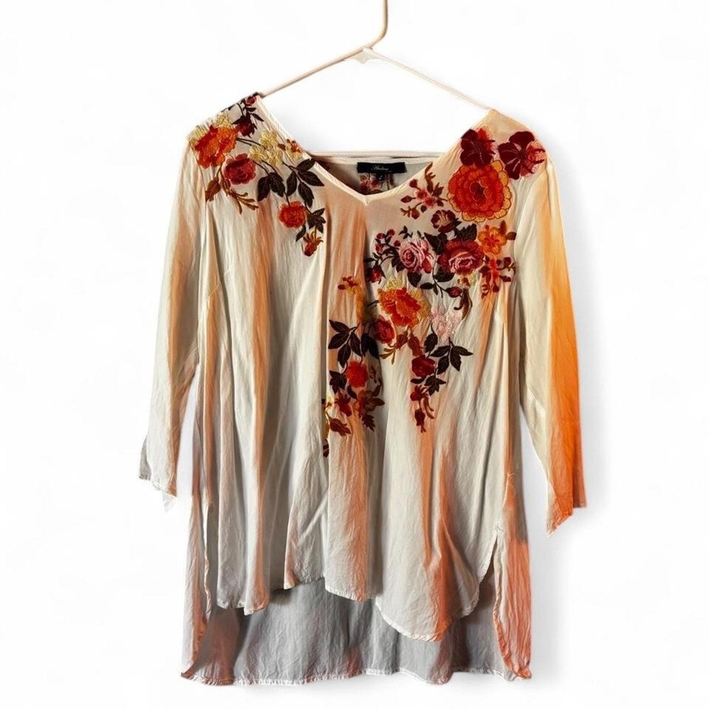 Cute Vintage Boho White Floral Embroidered Blouse